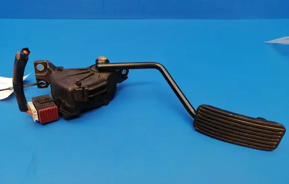 Opel Agila A Accelerator throttle pedal 4940083E50 9204284
