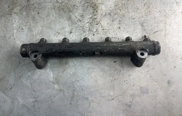 Hyundai Santa Fe Fuel main line pipe 0445214085 3140027400