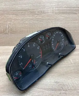 Audi A6 S6 C5 4B Speedometer (instrument cluster) 4B0919860F 110008888 88311245