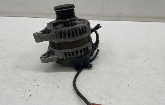 Peugeot 3008 II Generator/alternator 9820893880