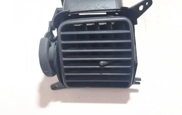 Mitsubishi Space Star Dash center air vent grill mr772175
