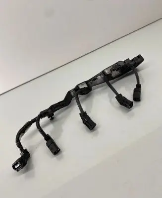 Toyota RAV 4 (XA50) Fuel injector wires 8212533180