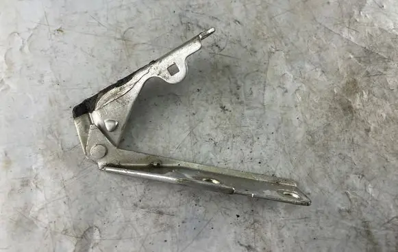 Seat Ibiza III (6L) Engine bonnet/hood hinges 6L0823302A 6L0823302