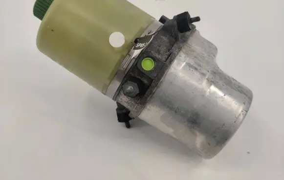 Volkswagen Polo V 6R Power steering pump 6R0423156C 6Q1423051CM 6Q2423051BB