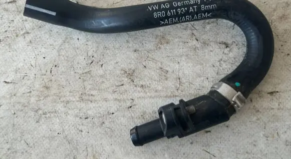 Audi Q5 SQ5 Vacuum line/pipe/hose 8R0611931AT