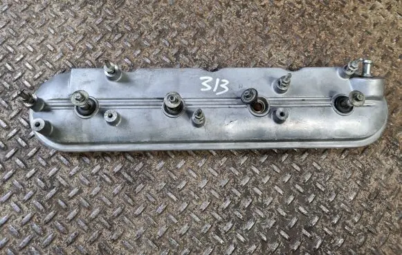 Cadillac Escalade Rocker cam cover 12570696