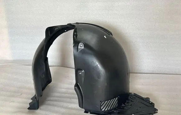 Skoda Octavia Mk4 Front wheel arch liner splash guards 5E3809957H 5E3809957J