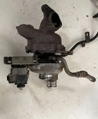 Ford Mondeo MK IV Turbo 328957