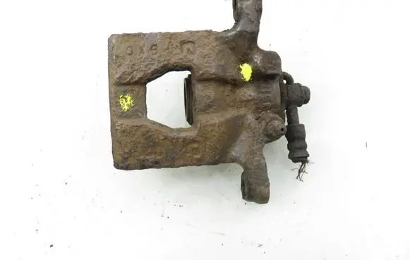 Nissan Qashqai Rear brake caliper