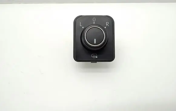 Volkswagen Touran III Wing mirror switch 3G0959565A