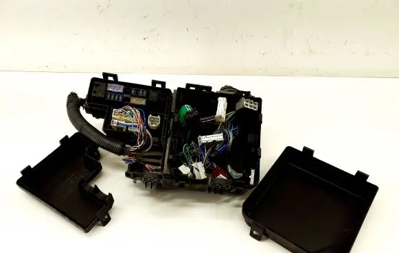 Nissan Qashqai Fuse box set