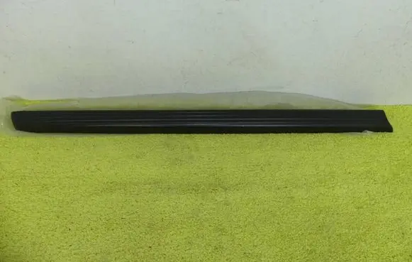 Nissan Navara D40 Rear sill (body part) ke935-4x400