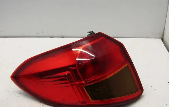 Suzuki Vitara (LY) Rear/tail lights 105609