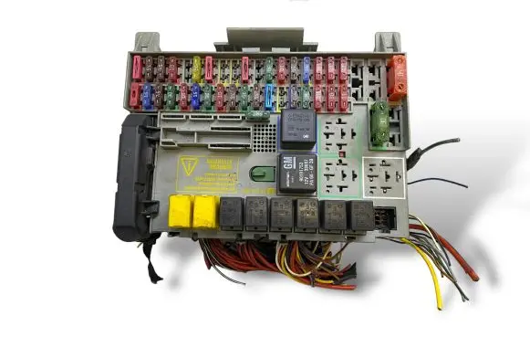 Opel Zafira A Fuse box set 90589965
