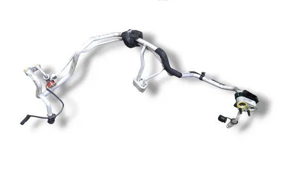 Volvo V60 Air conditioning (A/C) pipe/hose 31332763 31267980