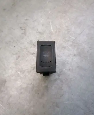 Volkswagen PASSAT B5 Windscreen/window heater switch 3B0959621C