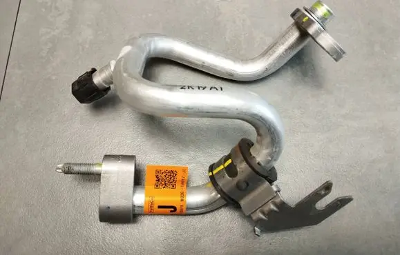 Volkswagen Amarok II Air conditioning (A/C) pipe/hose MB3B19N617JC