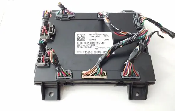 Tesla Model S Comfort/convenience module 101090700D