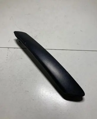Volkswagen PASSAT B5 Rear door handle cover 3B4867372B