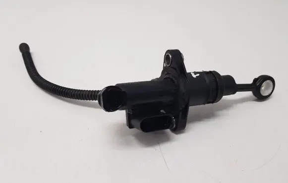 Volkswagen Polo V 6R Clutch master cylinder 6C0927810A