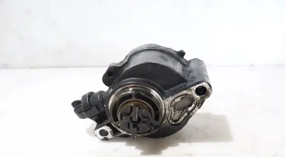 Ford Focus Vacuum pump