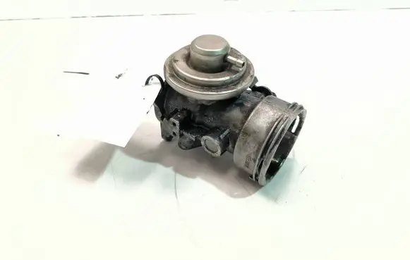 Audi A4 S4 B6 8E 8H EGR valve 038131501AA