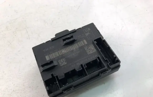 Audi A3 S3 8P Other control units/modules 5Q0959592D