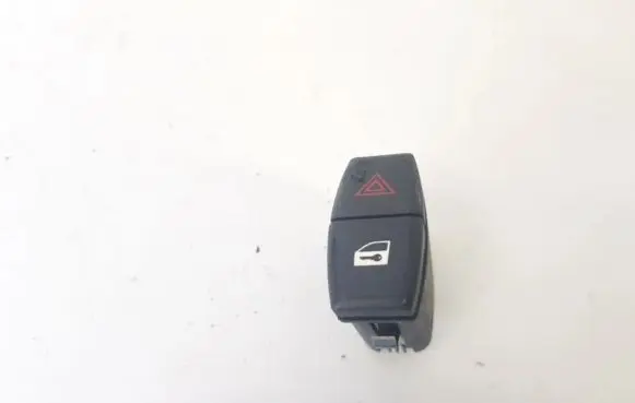 BMW X3 E83 Hazard light switch 6131691950604 61.31-6919506-04
