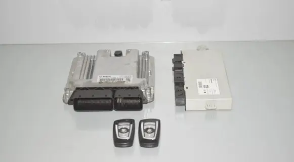 BMW 5 F10 F11 Engine ECU kit and lock set 8577838 7207451