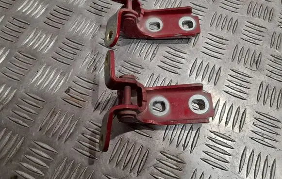 Chevrolet Camaro Front door hinges set P16176 P16199