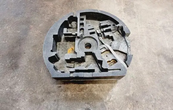 Volkswagen Golf V Tool box 8P0012109F 8P0012109