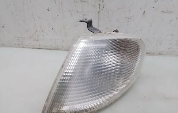 Volkswagen Sharan Front indicator light