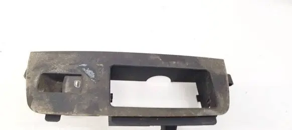 Audi Q7 4L Front door window switch trim 4L0959522