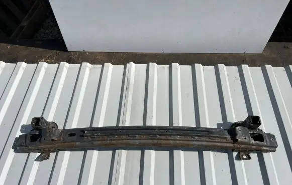 Hyundai Santa Fe Dashboard cross member/frame bar 