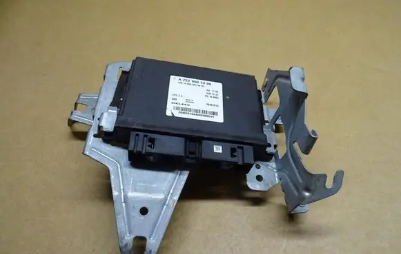 Mercedes-Benz C W205 Suspension control unit/module A2229001306