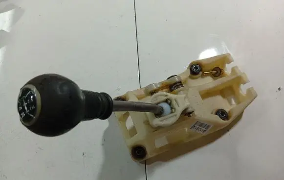 KIA Sportage Gear shifter/selector 