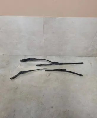 Volvo V40 Headlight wiper blade set 31276060