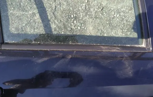 Mazda 2 Rear door glass trim molding