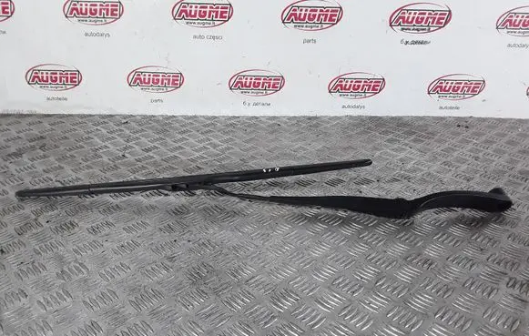 KIA Optima Front wiper blade arm