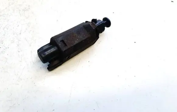 Volkswagen Jetta II Brake pedal sensor switch 191945515