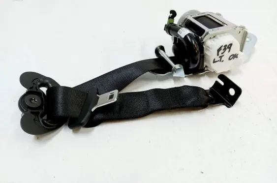 BMW X2 F39 Rear seatbelt 7441661