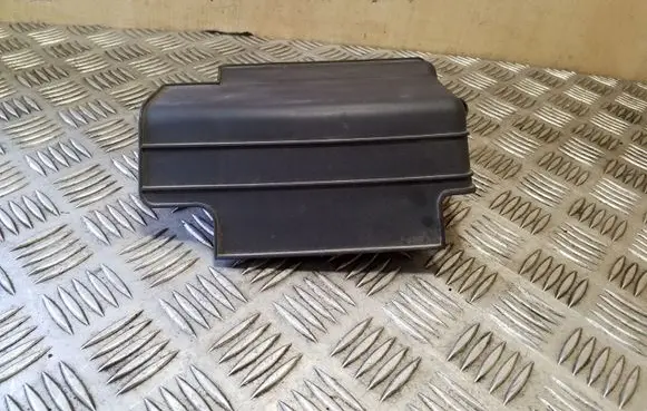 KIA Sportage Air intake duct part 282133W000