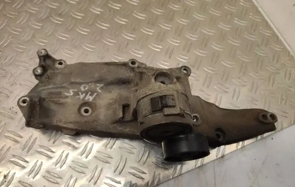 Ford Mondeo MK V Generator/alternator bracket DS7Q8D611AG