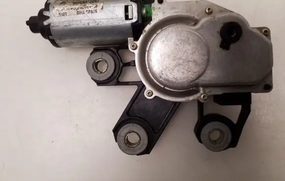Volkswagen Touareg I Rear window wiper motor 7L0955712A