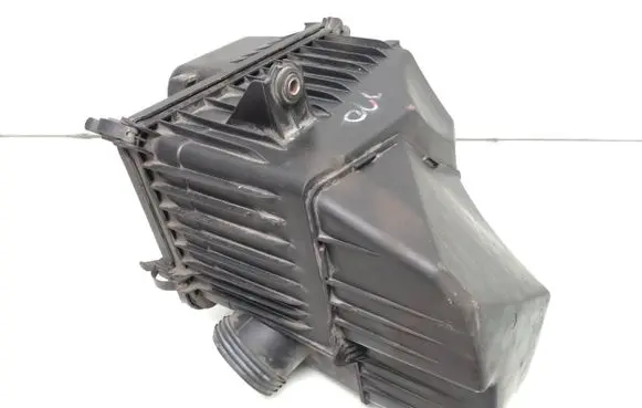 Hyundai H-1, Starex, Satellite Air filter box 281124h000 281114h000