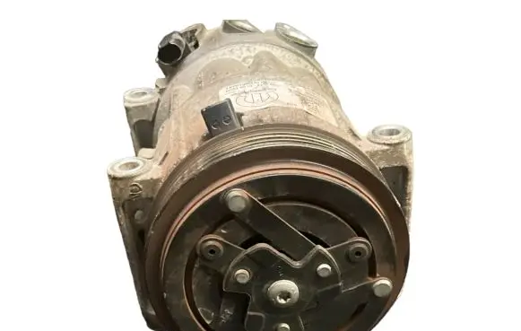 Jeep Renegade Air conditioning (A/C) compressor (pump) 51936443 01141430