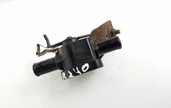 Toyota Avensis Verso Engine coolant pipe/hose