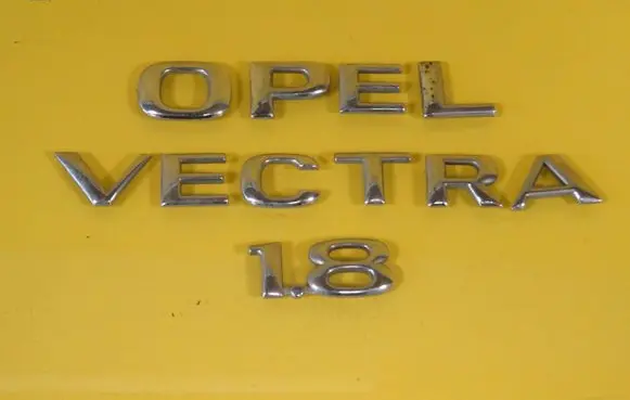 Opel Vectra B Manufacturers badge/model letters 