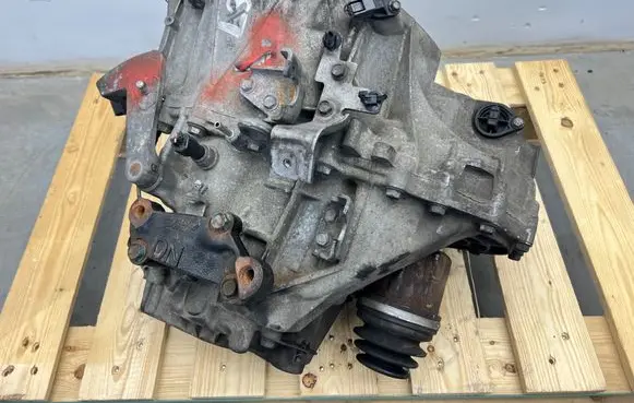 Nissan Qashqai Manual 6 speed gearbox bb60