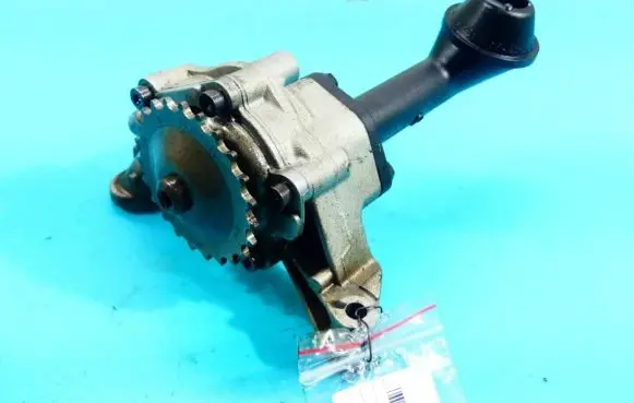 Skoda Octavia Mk2 (1Z) Oil pump 038115121C IMPRK1241668